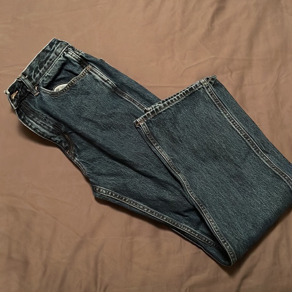 Uniqlo 28 Jeans, Medium Blue Excellent Condition - Picture 4 of 4